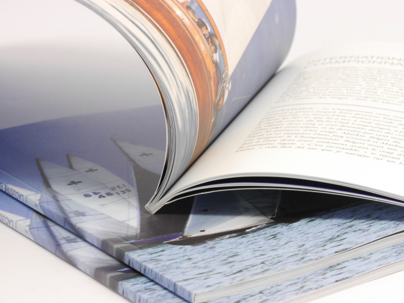 Jahresberichte mit Softcover